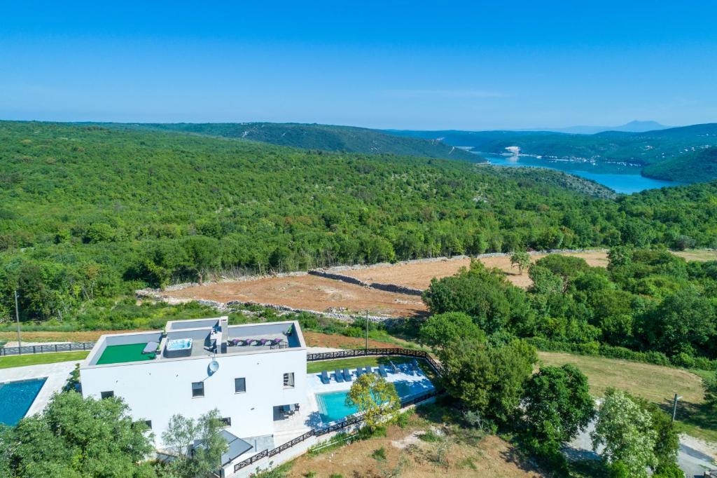 Villa Abba - Luxury Stay on the Eastern Istria photo 3