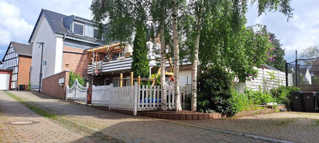 Private 1-2,5 -Zimmer-Wohnung mit Terrasse
