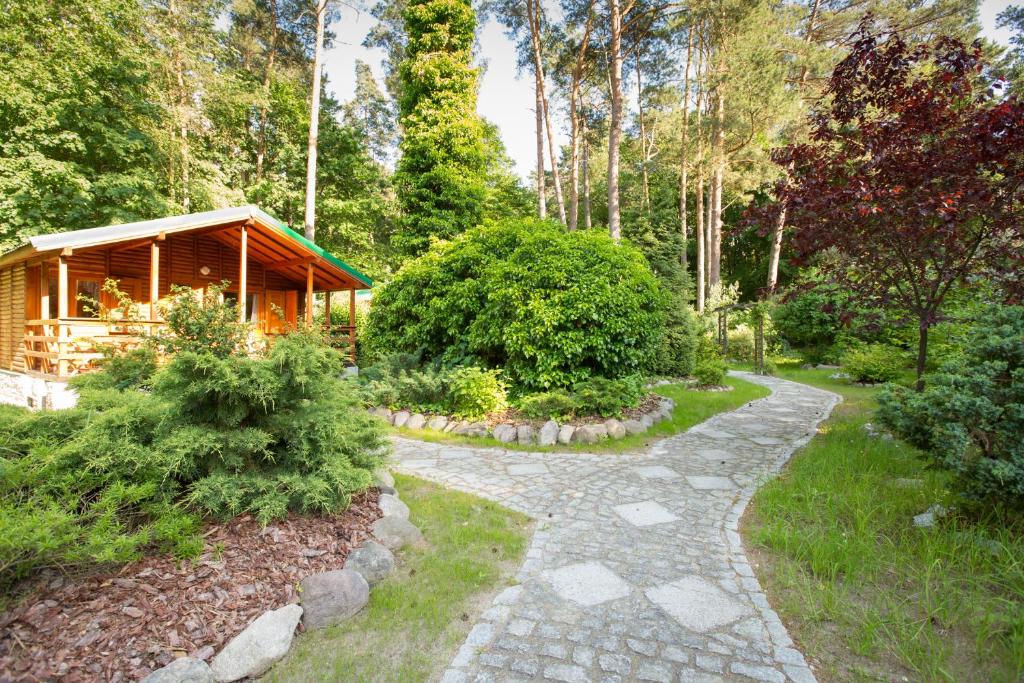 Ośrodek Wypoczynkowy "Puszczyk" Wolnostojące Domki z Bali photo 1