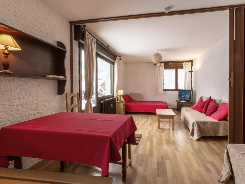 Appartement La Clusaz, 2 pièces, 4 personnes - FR-1-304-4