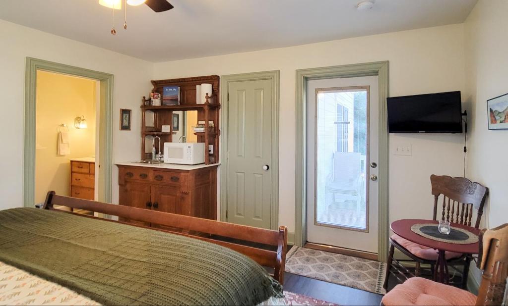 Pheasant Field Bed and Breakfast photo 1