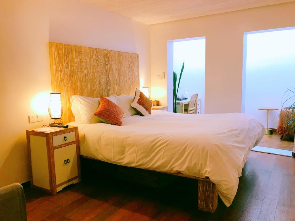 The Orchid Hotel - Old Town & Drum Tower photo 1