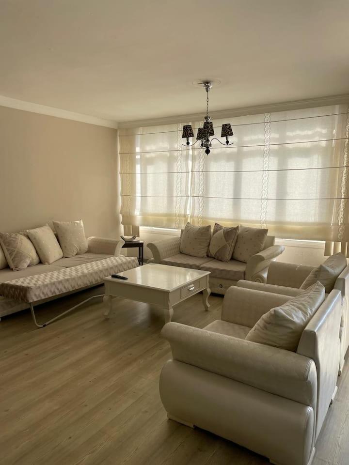 LuxuryHome photo 3