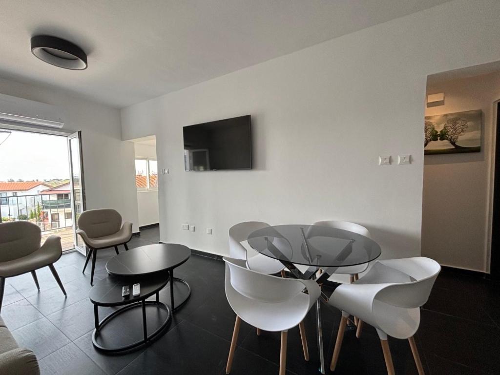 Venus Seaview 2B, Rooftop, PRIME Location, Paphos photo 4