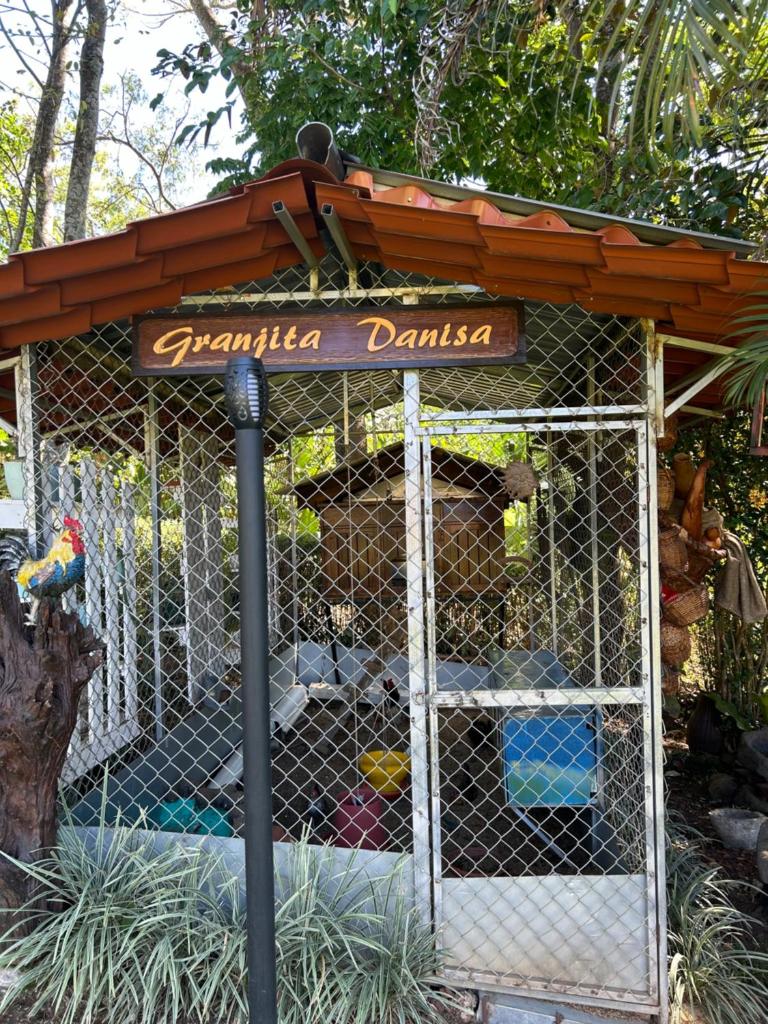 Cabaña en Alajuela en lugar tranquilo y con mucha naturaleza. photo 2