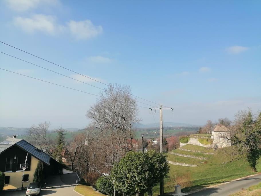 Appartement 55m2 dans maison photo 1
