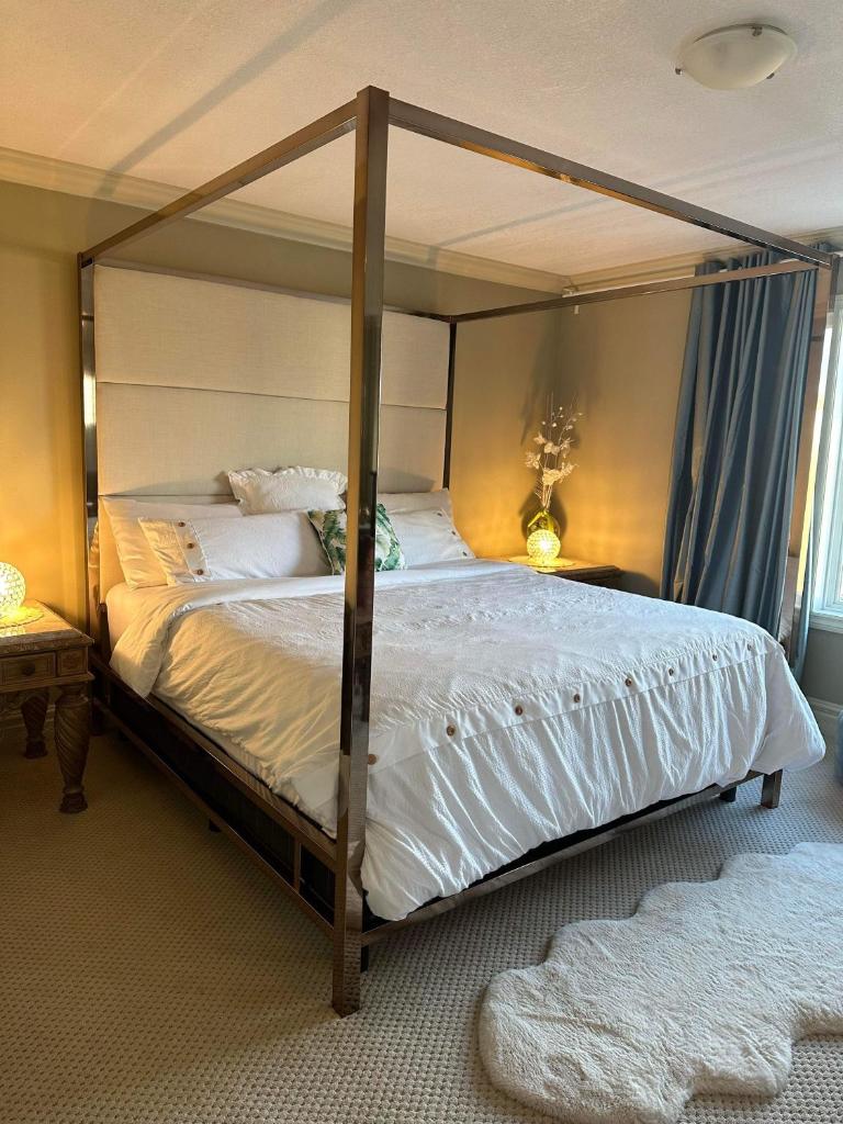 Royal highland livingroom bedroom suite photo 1