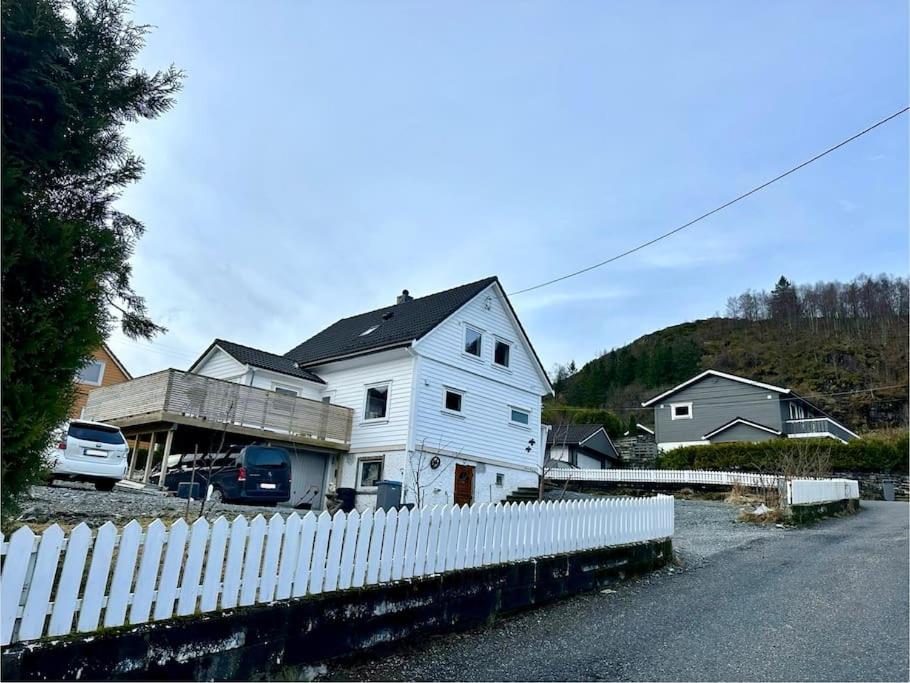 Stort, koselig hus i naturområde photo 4