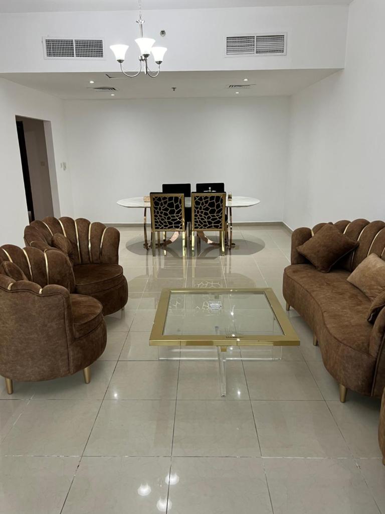 holiday beach Ajman fantastic Seaview beautiful Terrace Master bedroom attach bath شاطئ العطلات عجمان إطلالة رائعة على البحر وشرفة جميلة وحمام ملحق بغرفة النوم الرئيسية photo 3