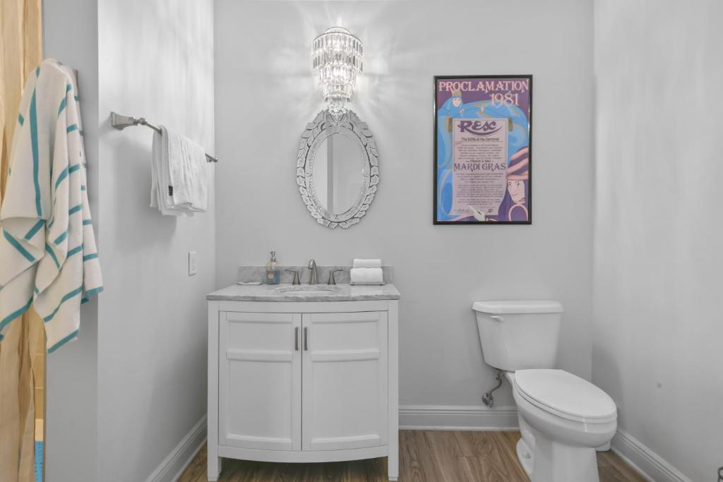 Hotel Pass Christian Queen Suite 305 image