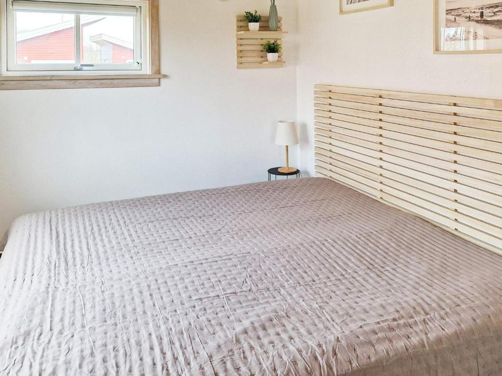 One-Bedroom Holiday home in Gudhjem 2 photo 4