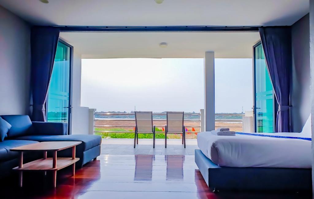 The Riva Vientiane Hotel photo 1