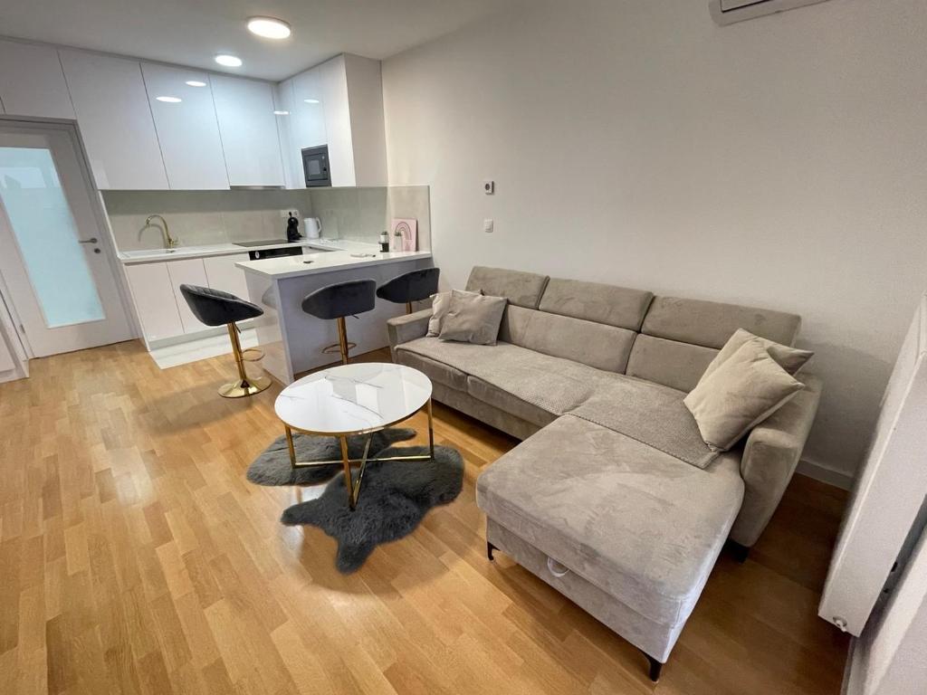 Apartments with a parking space Zagreb - 22577 photo 3