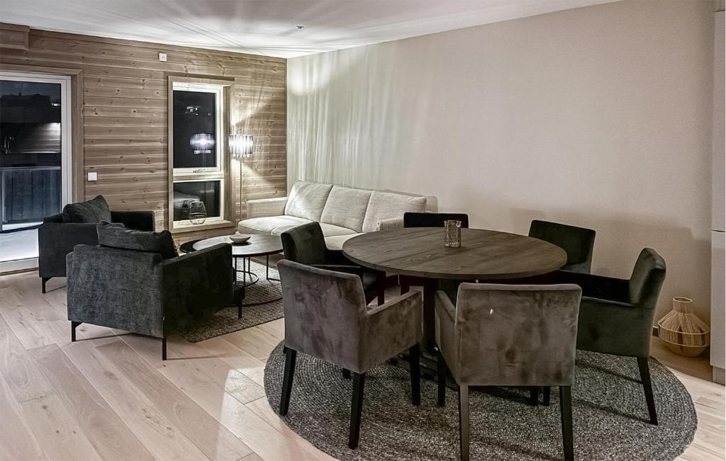 2 Bedroom Stunning Apartment In Geilo
