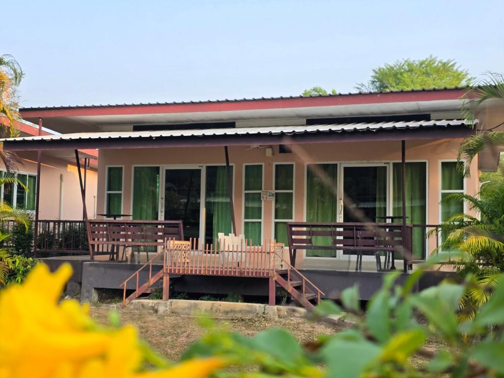 ภูร์ชรินท์ รีสอร์ท photo 2