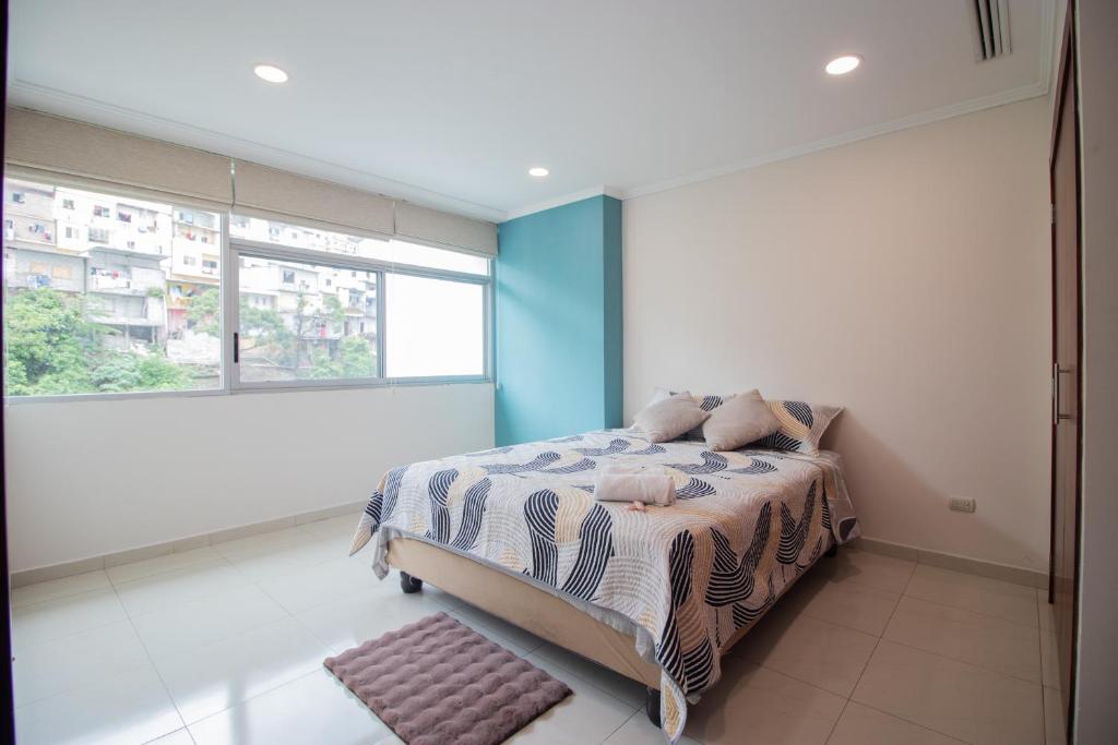 Lujoso Depa con piscina - jacuzzi y vista al rio desde la habitación photo 3