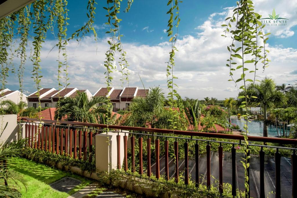 Silk Sense Hoi An River Resort