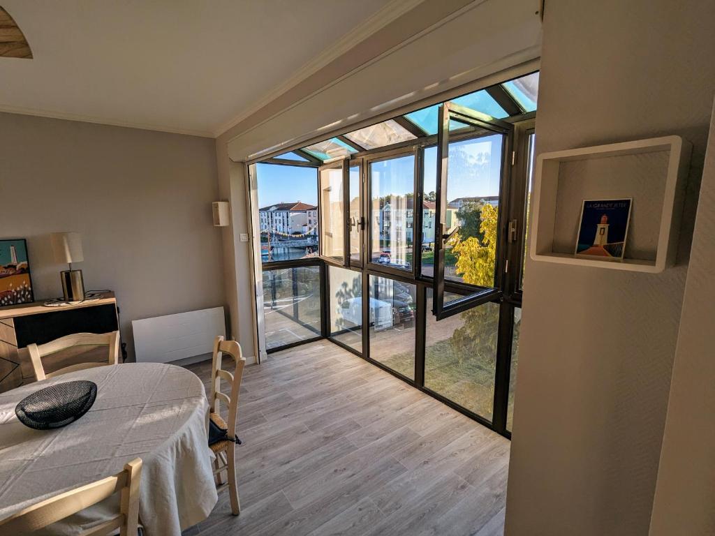 Appartement plein coeur Port Olona photo 1