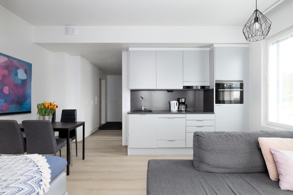New 2BR design home with sauna Espoo Park photo 1