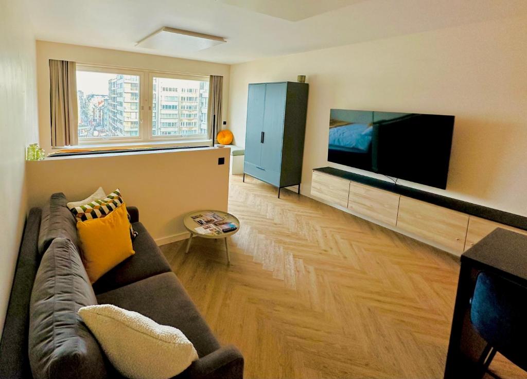 Studio By Aimee - 20m from the beach & in city centre! photo 1