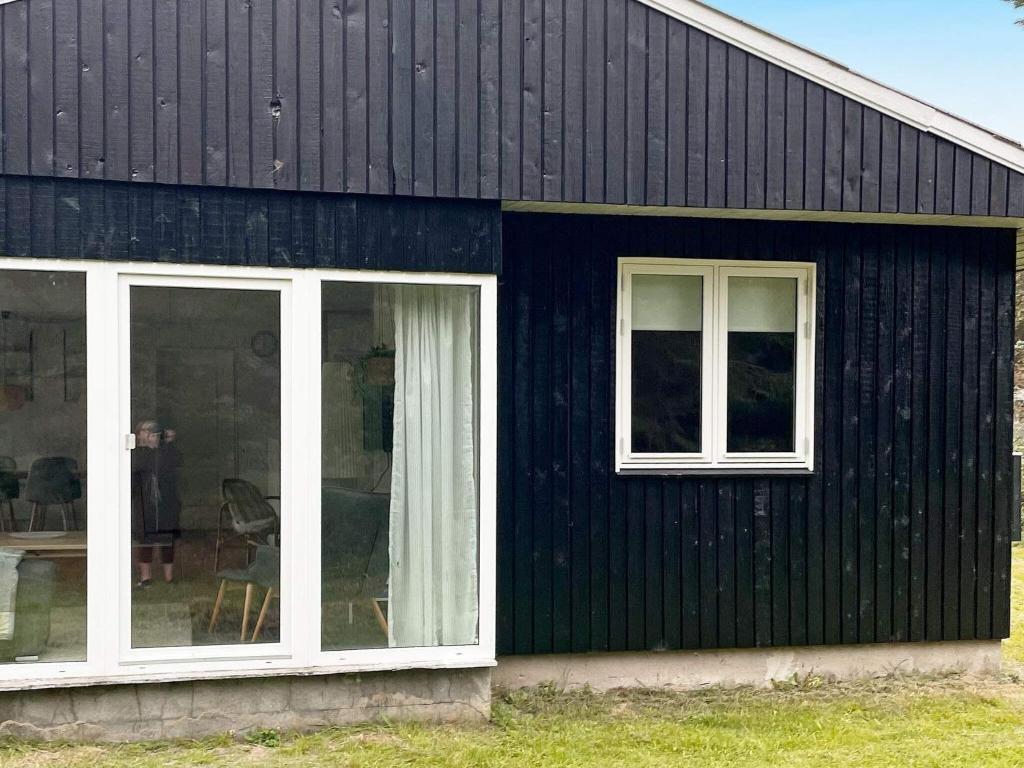 6 person holiday home in Oksb l photo 3