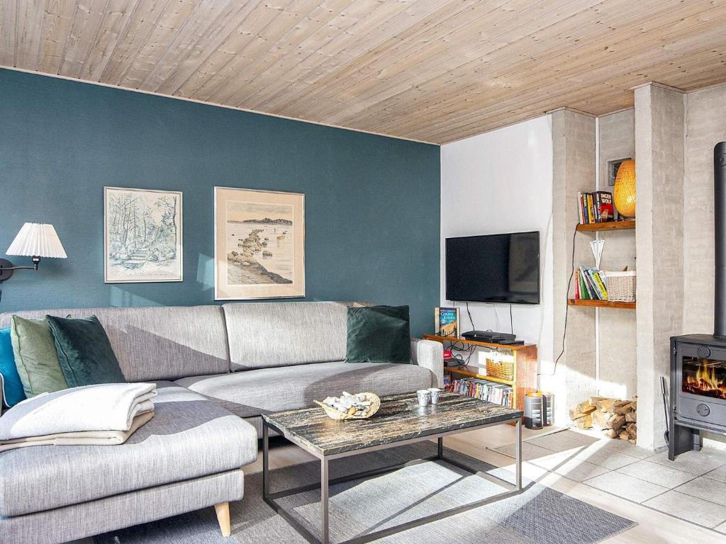 Two-Bedroom Holiday home in Hemmet 25 photo 4
