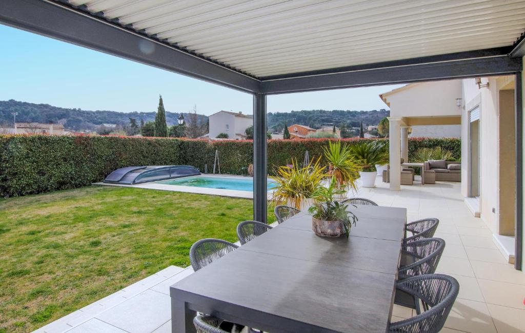Beautiful Home In Sauveterre With Private Swimming Pool, Can Be Inside Or Outside photo 1