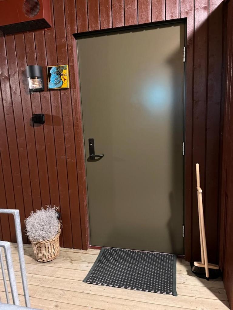 Ny og moderne leilighet, midt i byen1