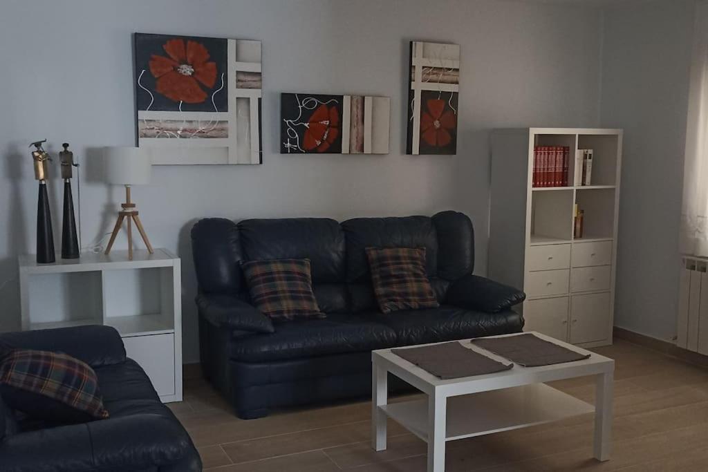 Apartamento con terraza en Rioja Alavesa - 3 hab photo 1