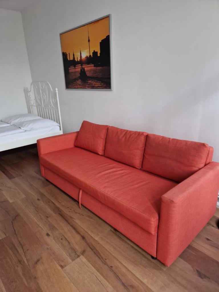 City Studio Apartment for 4, near Sonnenallee photo 4