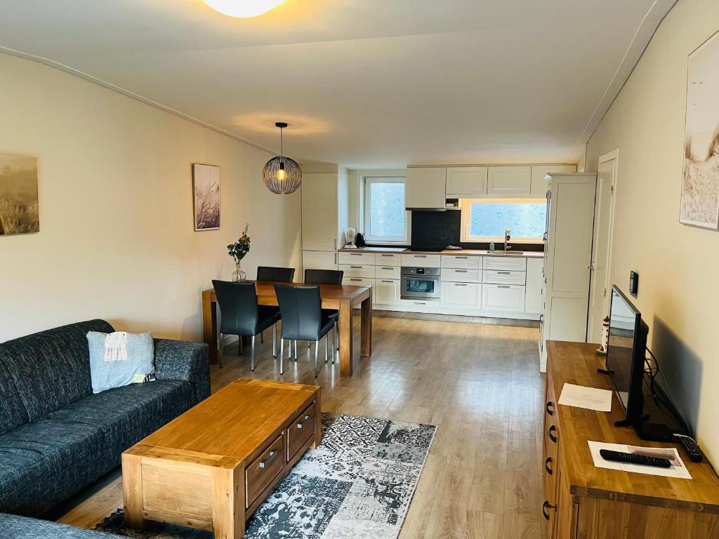Rustig gelegen recreatiewoning in Zeeland photo 4