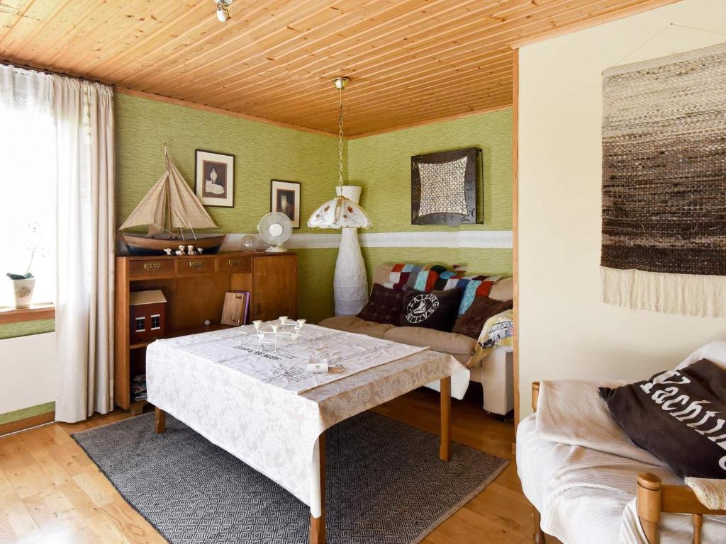 5 person holiday home in BRASTAD photo 4