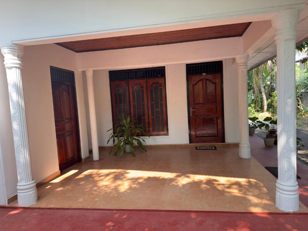 Relax Home Pinnawala photo 1