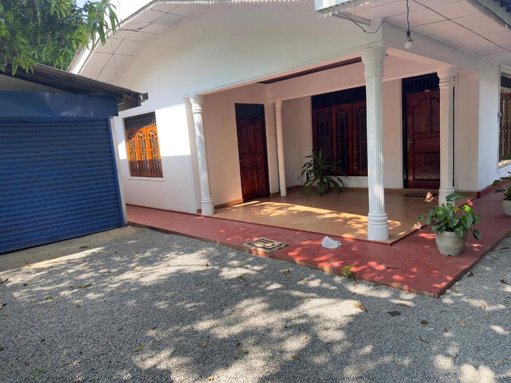 Relax Home Pinnawala photo 4