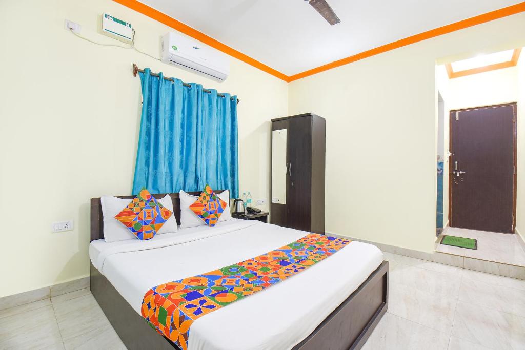 FabExpress Shanel Beachside Resort photo 2