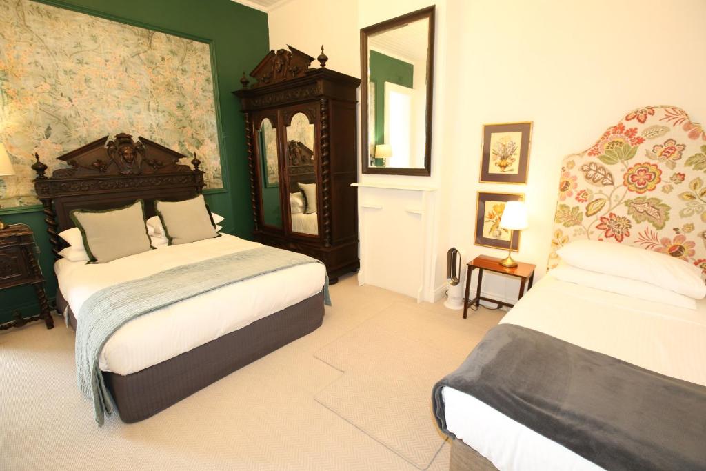 Victoria and Albert Guesthouse photo 2