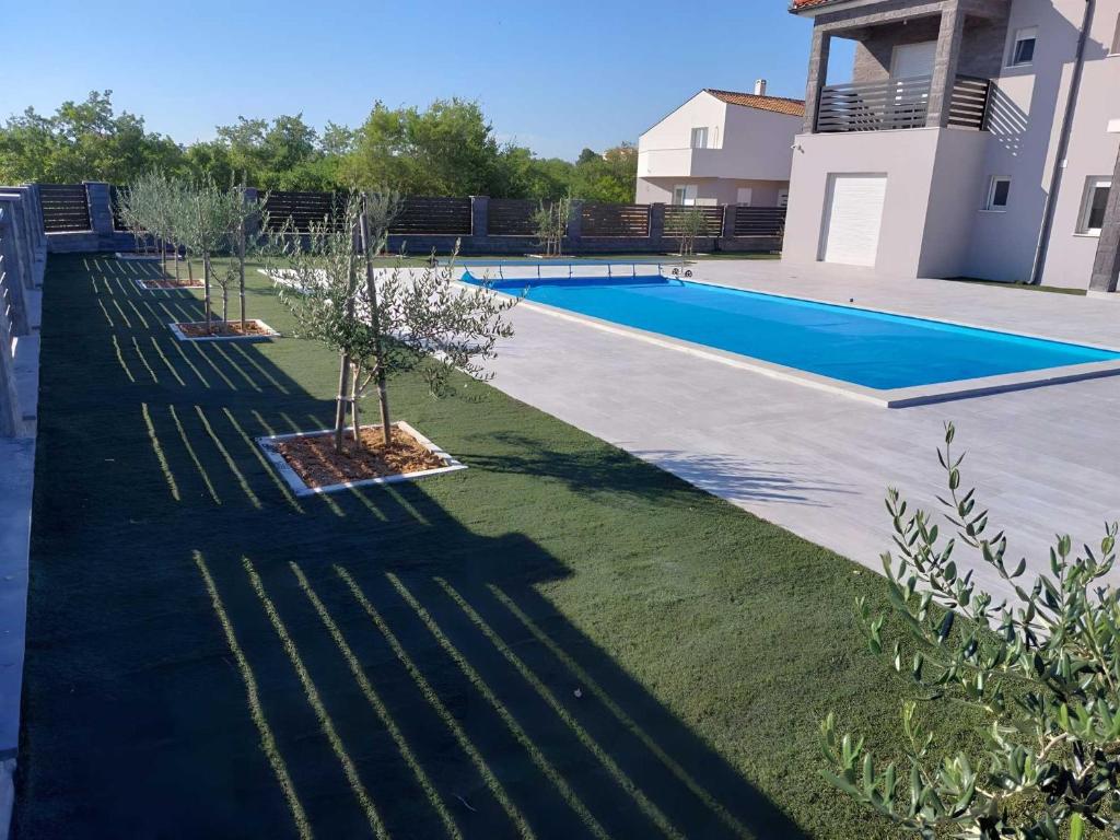 Villa Ela with heated pool photo 4