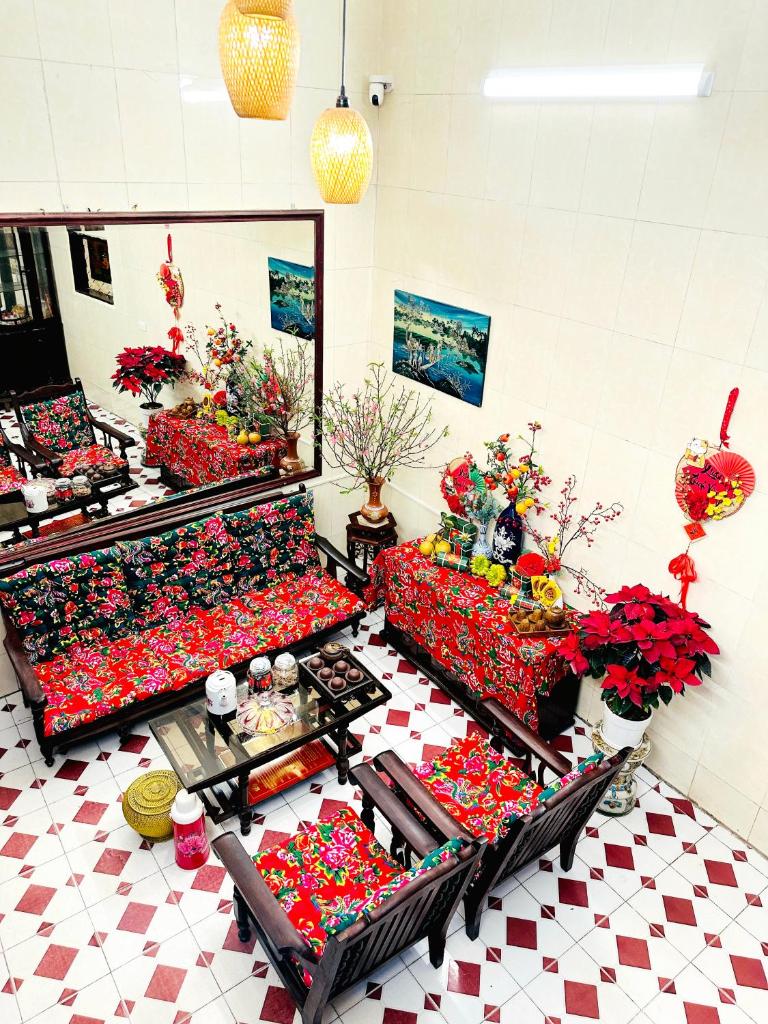 The Gate Hanoi 11 O Quan Chuong