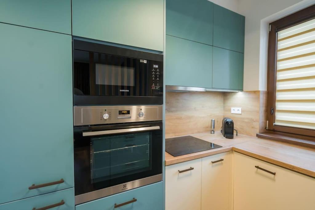Honvéd 77 II. Apartman By BLTN photo 2