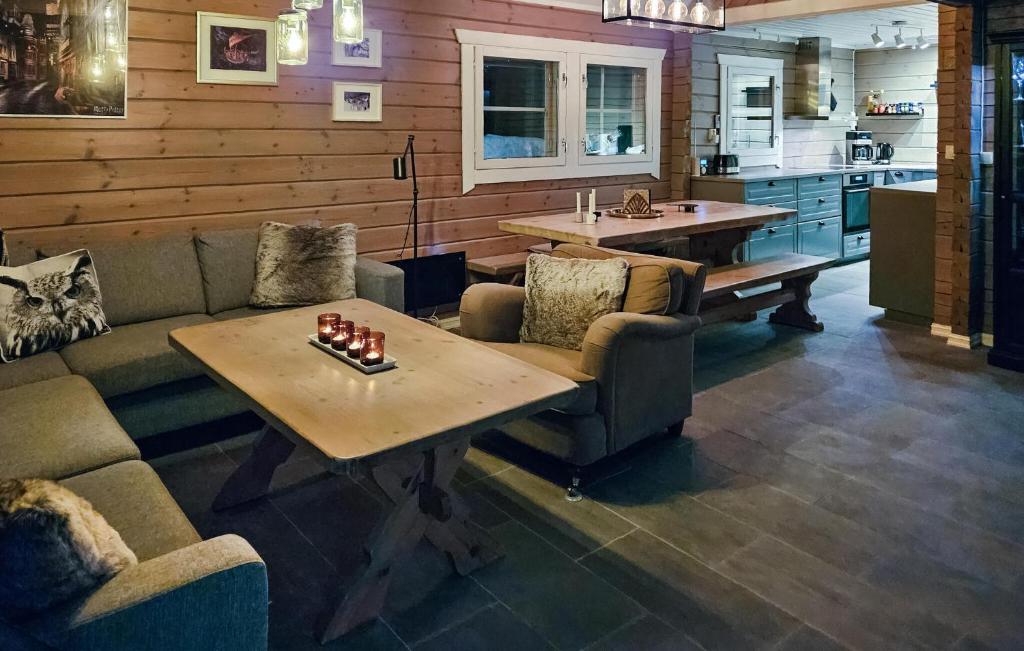 Gorgeous Home In Uvdal With Wifi photo 2