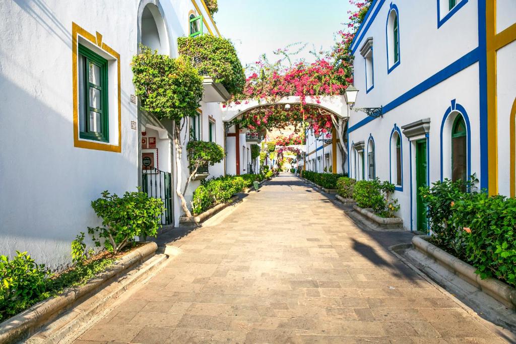 Billy's Puerto de Mogán Apartments by LIVVO