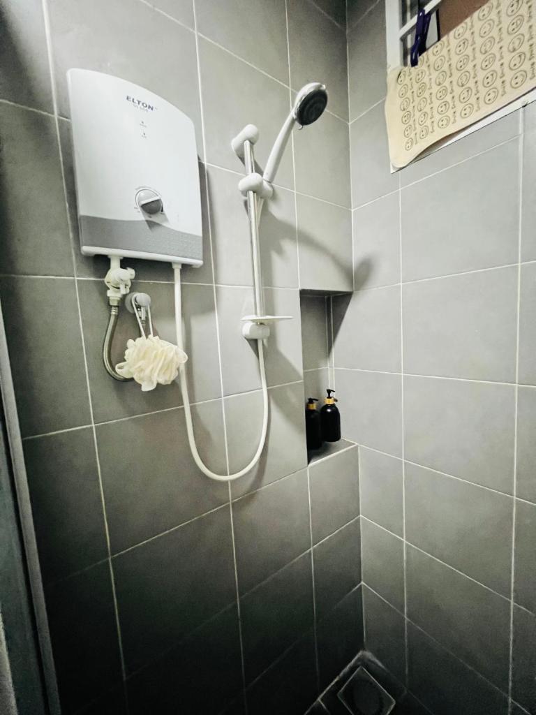 Gg’s Stay@Savanna Executive Suites,Southville City photo 1
