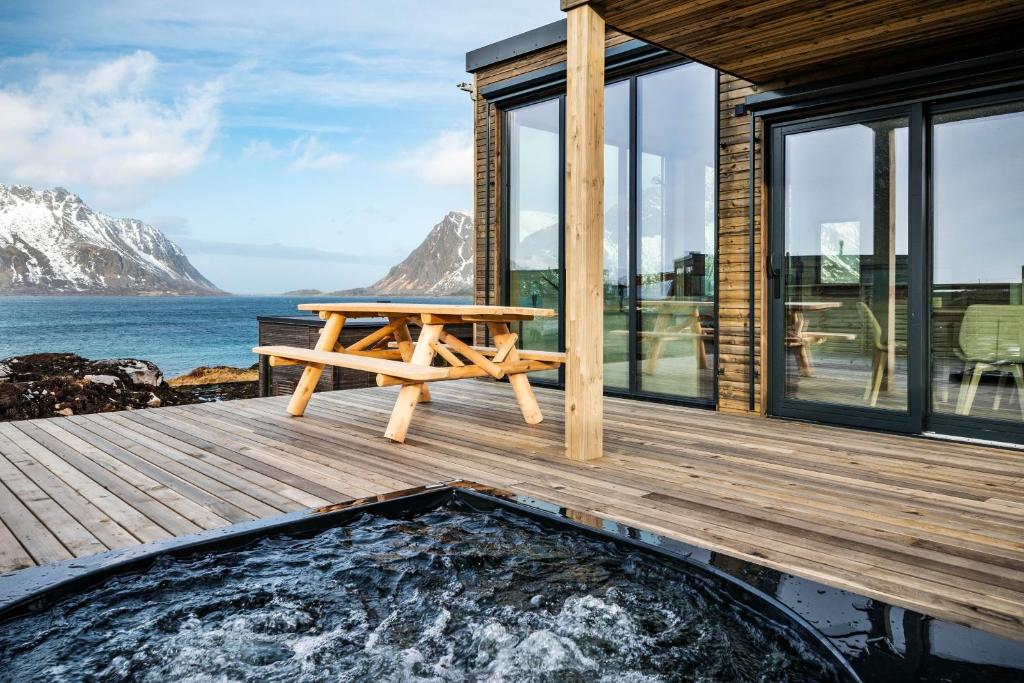 Nydelig hytte i unike Lofoten i nærheten av Henningsvær! photo 2