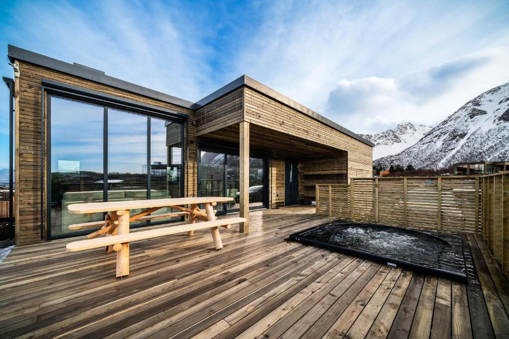 Nydelig hytte i unike Lofoten i nærheten av Henningsvær! photo 4