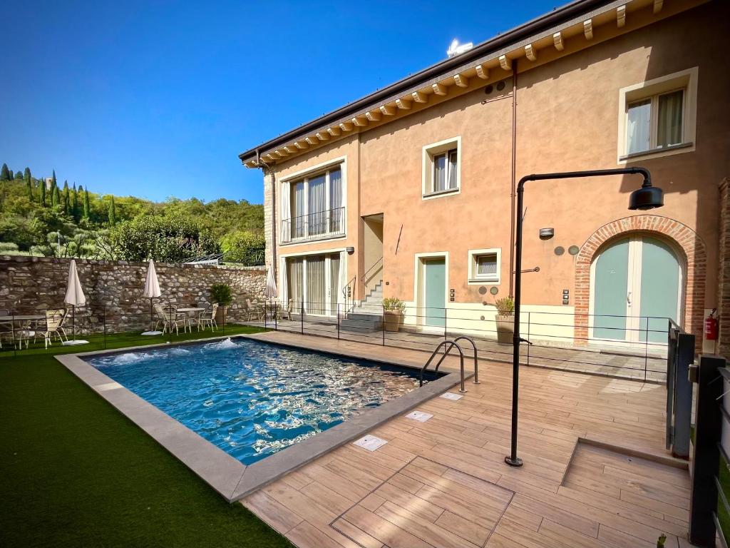 Villa Fontanelle Gardapartments photo 4