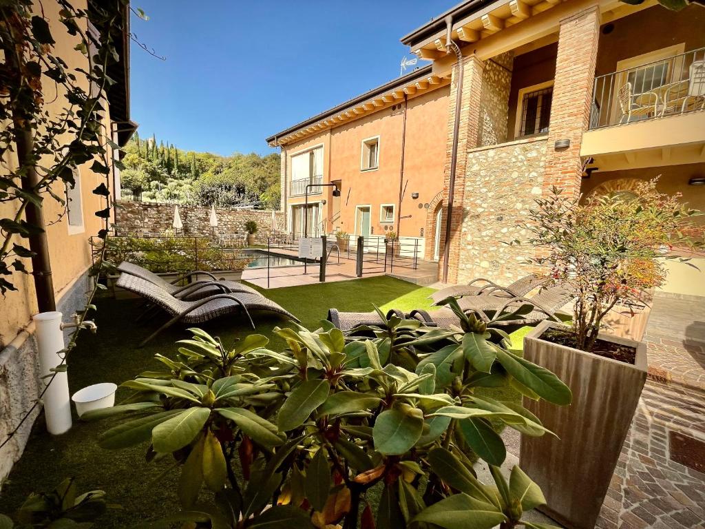 Villa Fontanelle Gardapartments photo 2