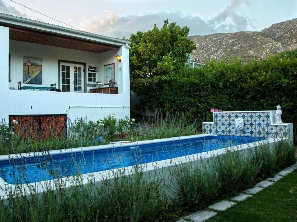 The Montagu Coach House photo 1