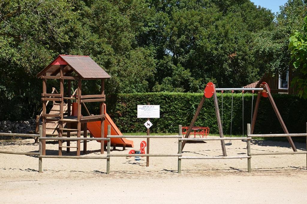Camping Le Roc photo 1