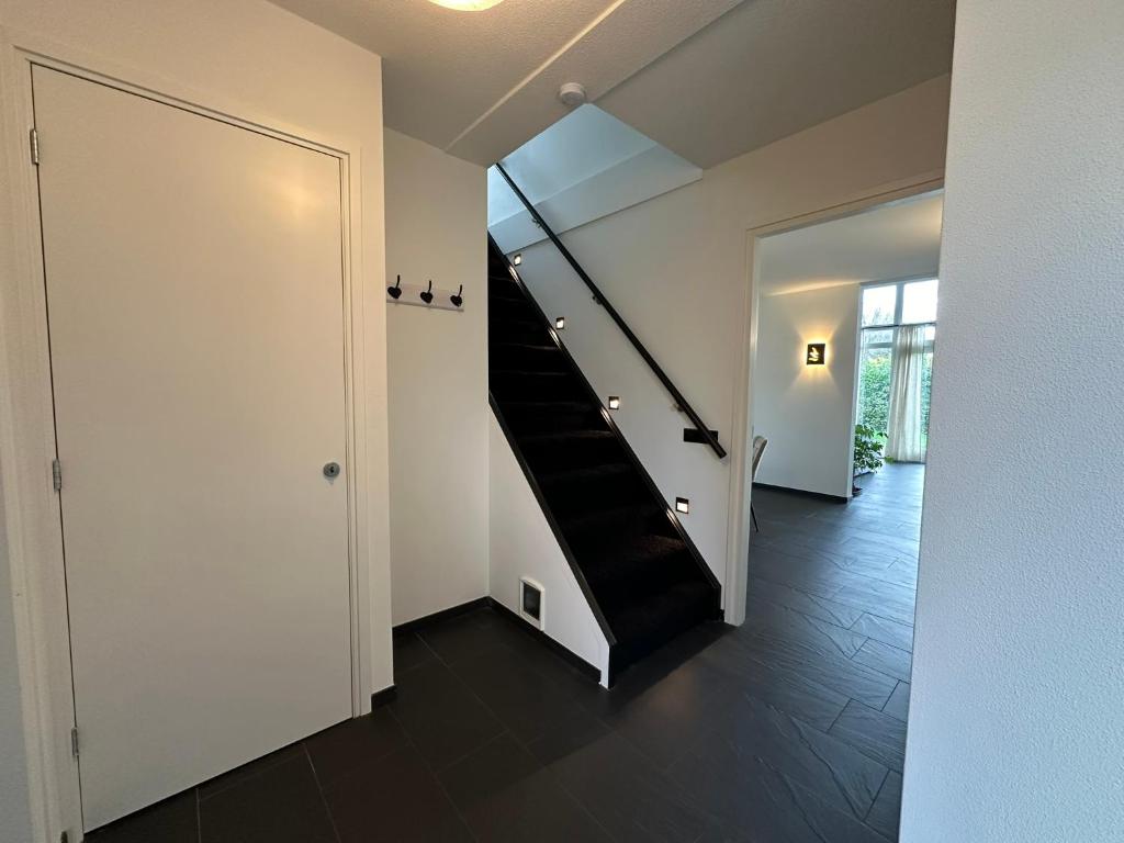 Groot vakantiehuis nabij Amsterdam inclusief jacuzzi photo 3