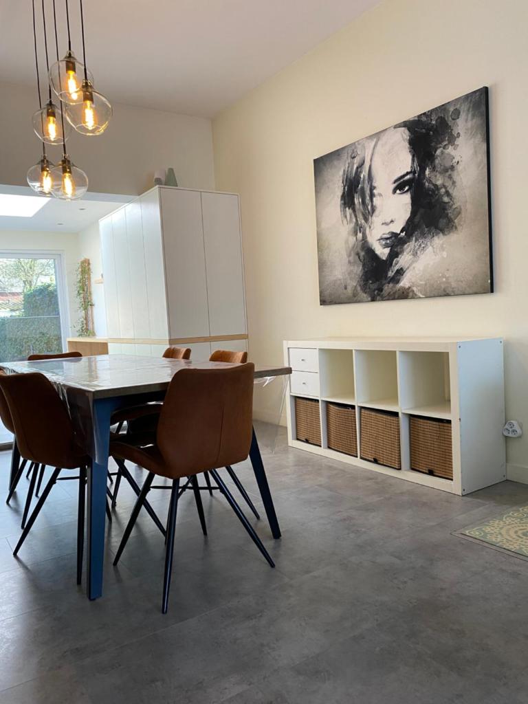 Ruime woning met 4 slaapkamers nabij Antwerpen en haven photo 2